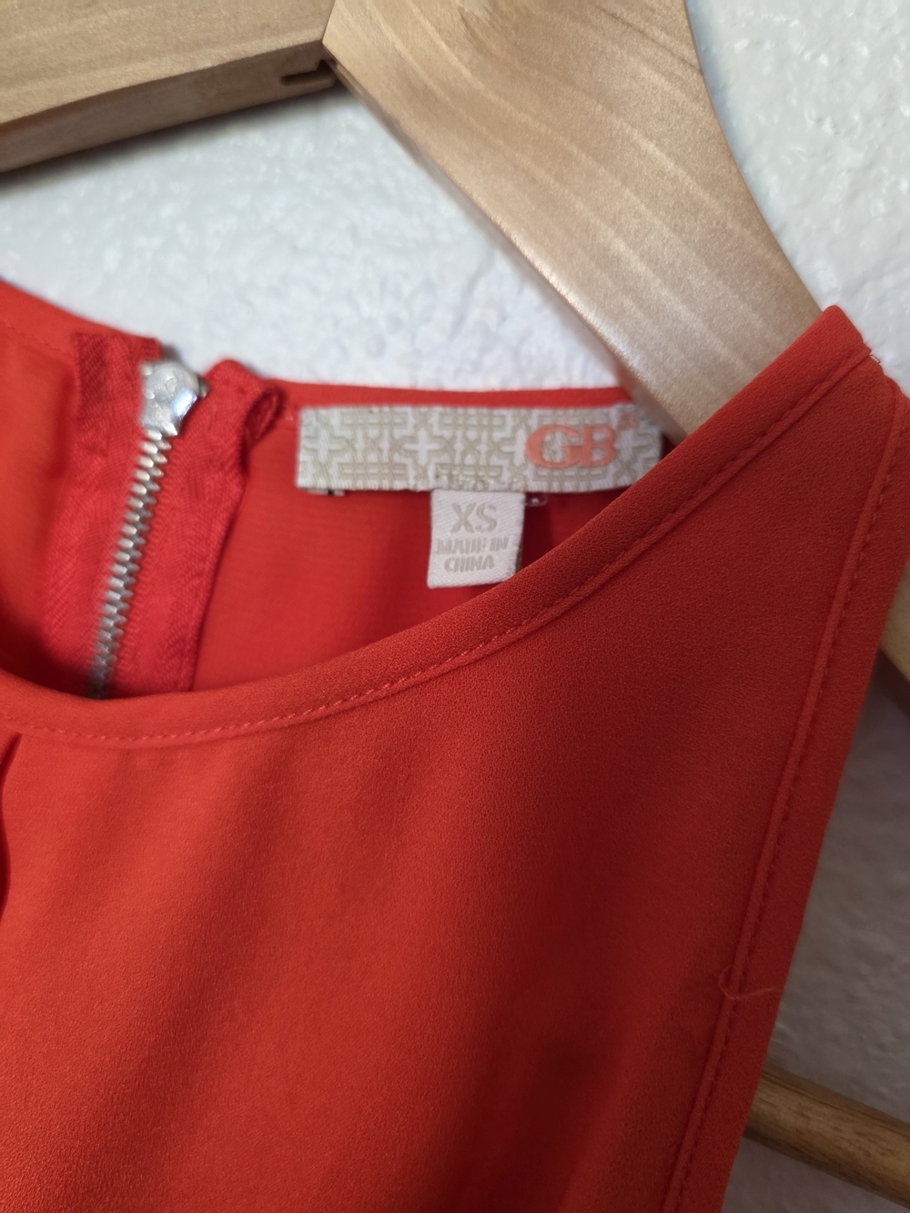 Gianni Bini Vibrant Orange Sleeveless Shift Dress - Picture 3 of 3